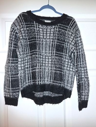 Big bundle of girls jumpers, size 8-10 yo