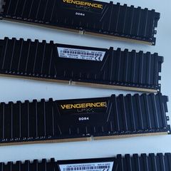 RAM DDR4 3000MHZ Corsair Vengeance CL.15 32gb