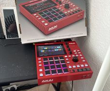 Akai Mpc One +