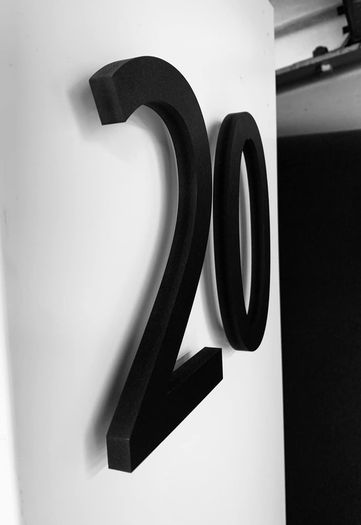 1PC Floating House Number Doorplate Acrylic Mailbox Sign Home Address Plaque Number Sign Plate 0-9  Matte Black Floating House Number Sign