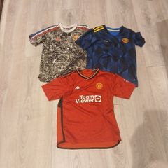 Man united jerseys