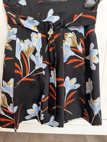 New Mango shorts Size S