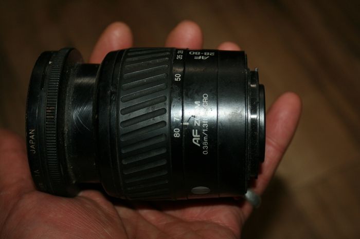 Minolta Dynax 500si Super 35mm SLR Camera + 28-80mm AF Lens (parts/repair)