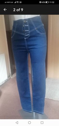 beautiful new designer skinny stretchy jeans