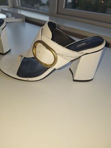 DKNY white leather sandal