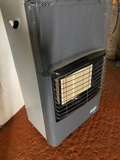 Superser gas heater with gas cylinder