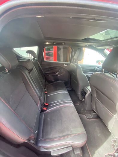 Ford Kuga 2018 ST line, heated seats & Sun Roof.