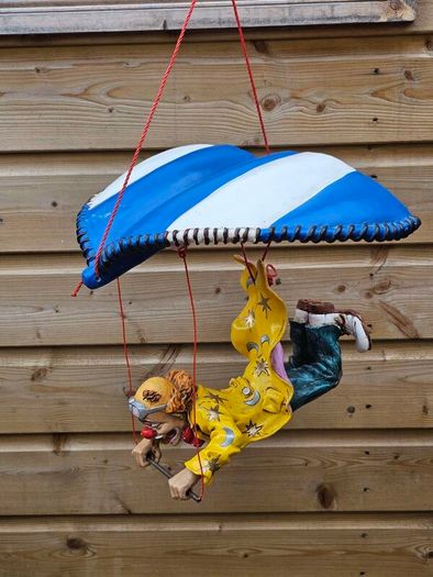 RARE Vintage  Collectible VERONESE 1997  Clown on a Glider Mobile