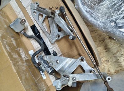 gsxr slingshot rearsets