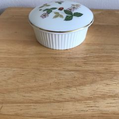 Wedgewood Small Dish with Lid