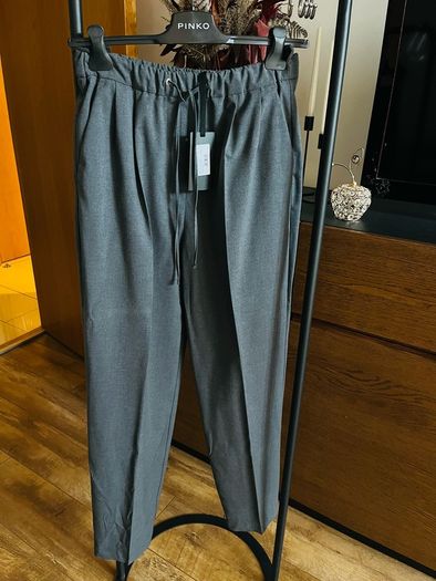 Pinko grey trousers