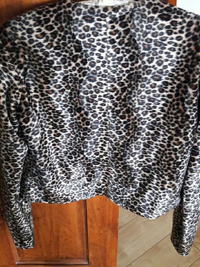 Womens  Leopard print short jacket by FRANSA Size Medium