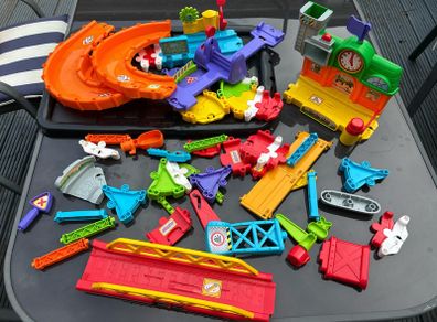 Toot toot drivers rail track