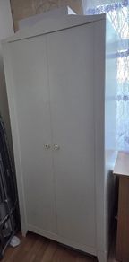 white wardrobe
