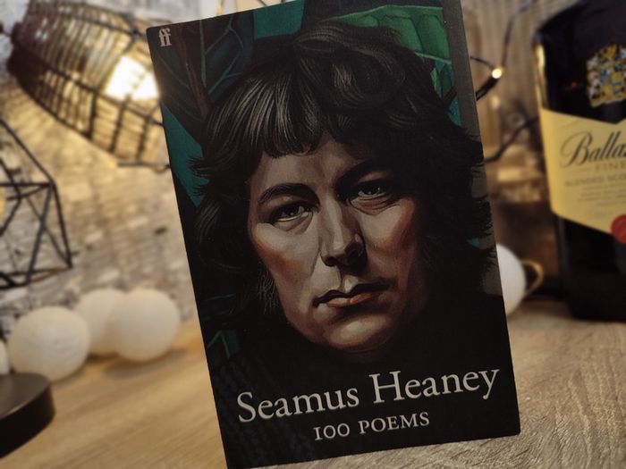 100 Poems ! by Seamus Heaney ! 2020 ! by Faber & Faber !