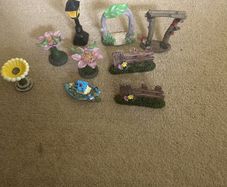 Art & crafts small figures