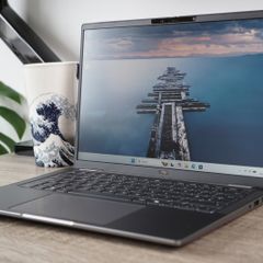 Dell Latitude 7450 14" | Core Ultra 7 165U | 32GB LPDDR5x | 512GB