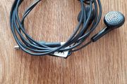 Black Earphones with microphone