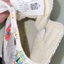 Girls converse Image 2
