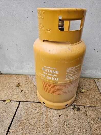 Gas cylinder