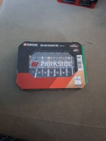 Bit and socket set