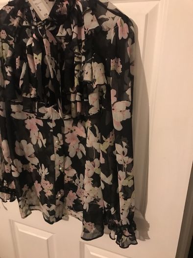 Beautiful new river island blouse rrp 38 pounds