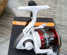 Spinning reel