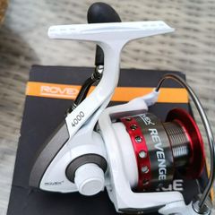 Spinning reel