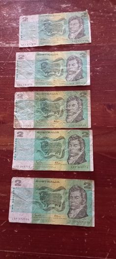 Australian two Dollar bills