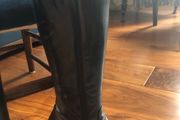 Black leather boots size 5