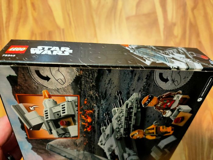 75346 LEGO Star Wars The Mandalorian Pirate Snub Fighter