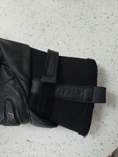 Alpinestars GT-S X gloves.
