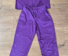 UCD Veterinary Nursing Student Scrubs