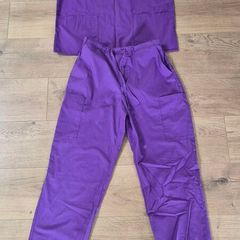 UCD Veterinary Nursing Student Scrubs