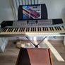 Electronic piano keyboard Image 3