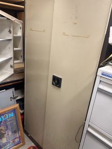 Steel storage cabinet