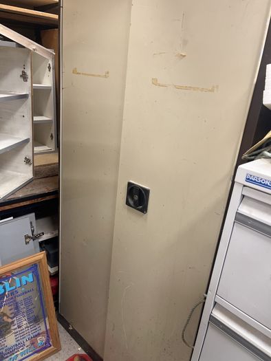 Steel storage cabinet