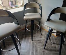 Kitchen breakfast bar stools