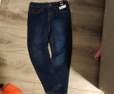 Bnwt Slim boys jeans age 7-8