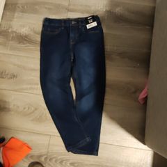 Bnwt Slim boys jeans age 7-8
