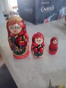 Matryoshka Matryoshka Matryoshka Babushka 3 Piece Russian Doll Old Vintage Wooden Dolls