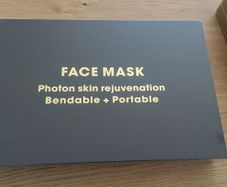 LED face mask