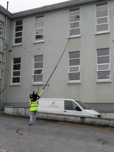 Window Cleaning Reach & Wash System