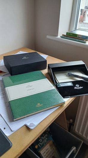 Luxury pen set