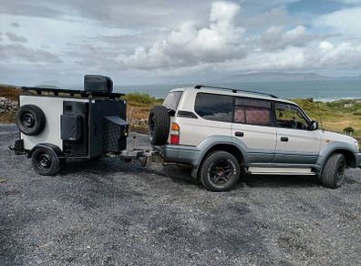 Camping trailer