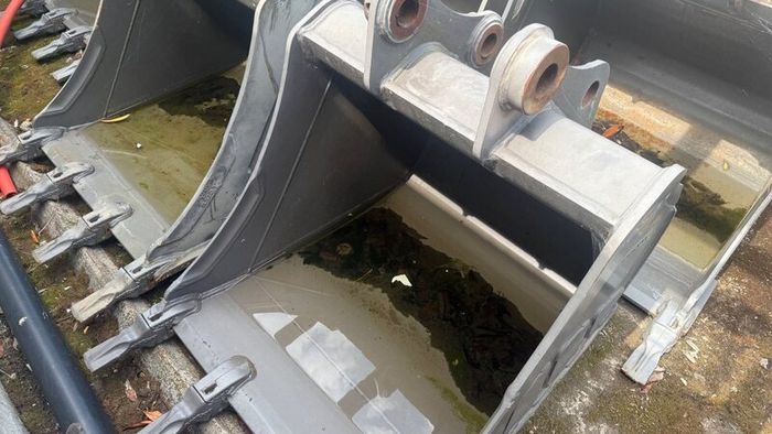 Volvo Digging Bucket - 1000mm