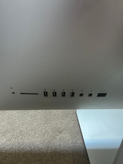 Apple iMac 21.5" (Late 2013) 1TB Crucial SSD Upgrade