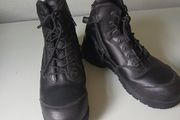 Magnum work boots size 10 brand new