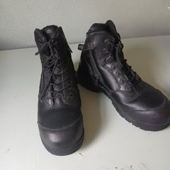 Magnum work boots size 10 brand new