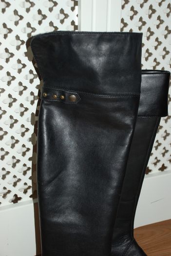 100% leather shoes